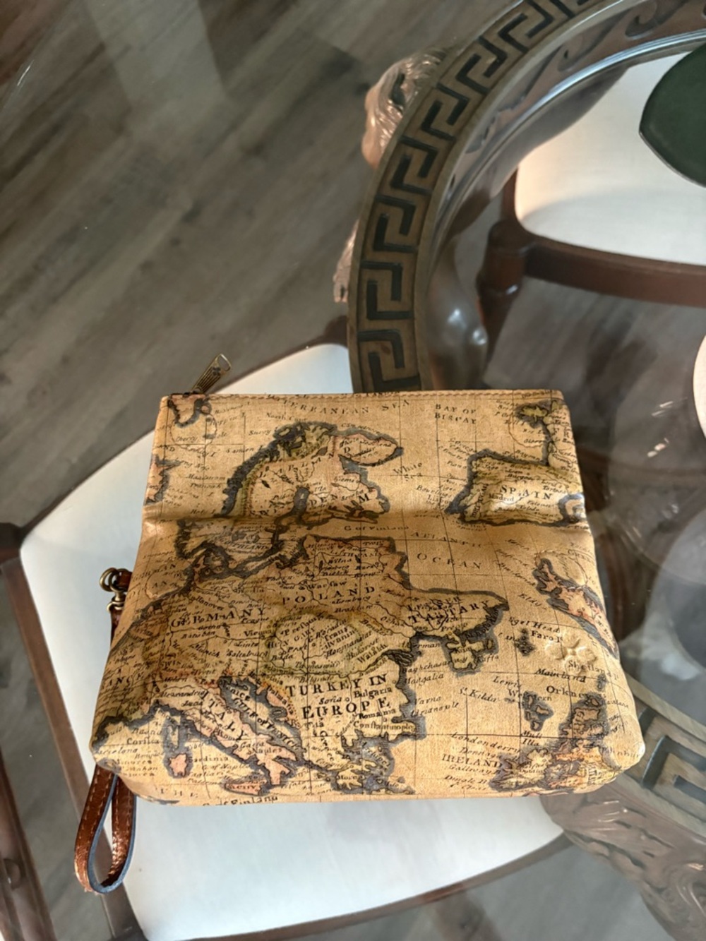 🤎🤎PATRICIA NASH LEATHER MAP FOLD OVER WRISTLET!🤎🤎 - Picture 5 of 7